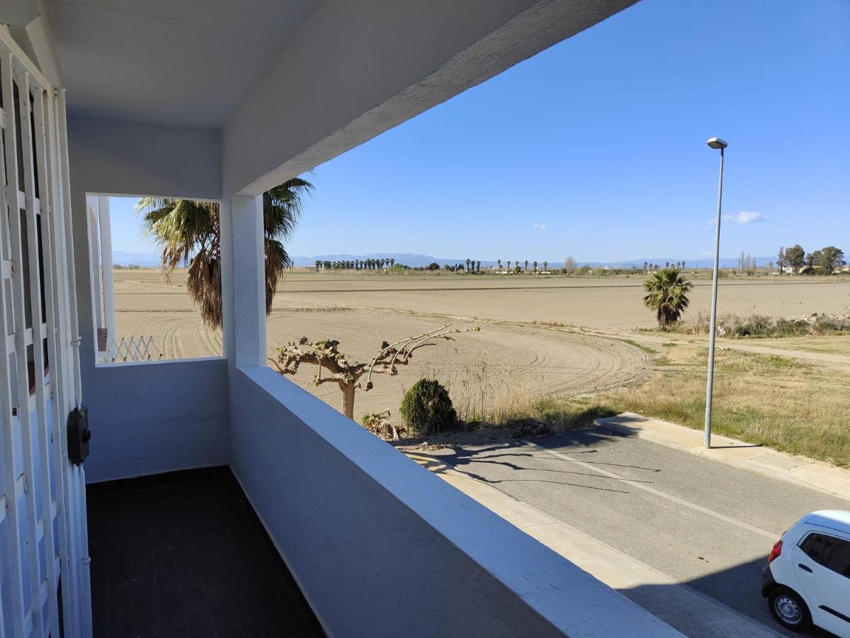 Eucaliptus, Bonito Piso A Pocos Pasos De La Playa Delta De L'Ebre Apartamento L'Eucaliptus Exterior foto