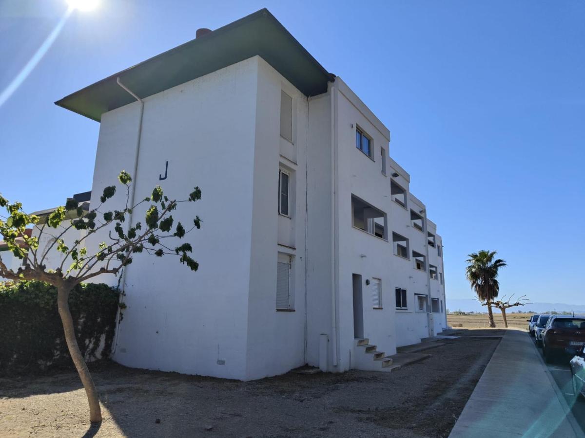 Eucaliptus, Bonito Piso A Pocos Pasos De La Playa Delta De L'Ebre Apartamento L'Eucaliptus Exterior foto